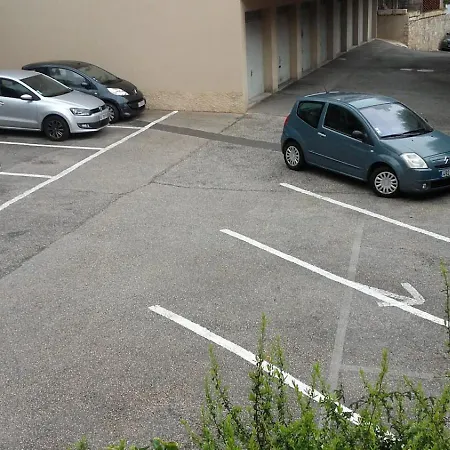 Apartment Centre- Entre Falaise Et Port Cassis