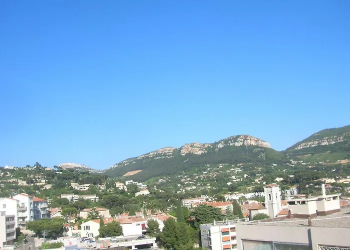 Centre- Entre Falaise Et Port * 카시스